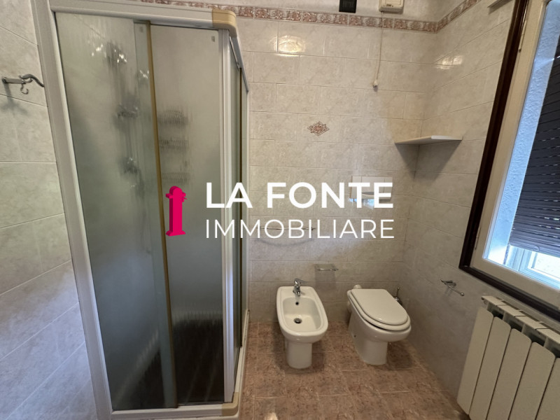 CAPRICCIO DI VIGONZA - CASA SINGOLA - con ampi spazi e potenzialità in un'ottima zona, questa abi...