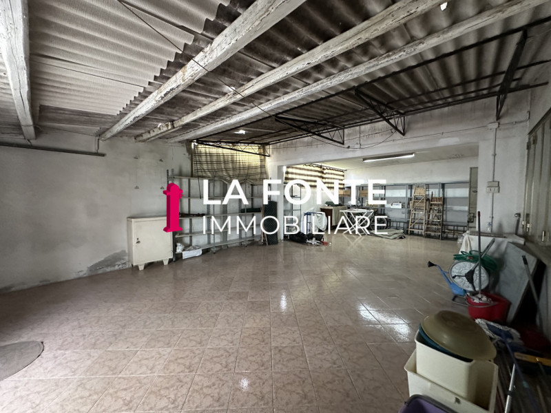 CAPRICCIO DI VIGONZA - CASA SINGOLA - con ampi spazi e potenzialità in un'ottima zona, questa abi...