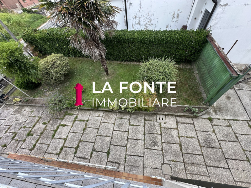 CAPRICCIO DI VIGONZA - CASA SINGOLA - con ampi spazi e potenzialità in un'ottima zona, questa abi...