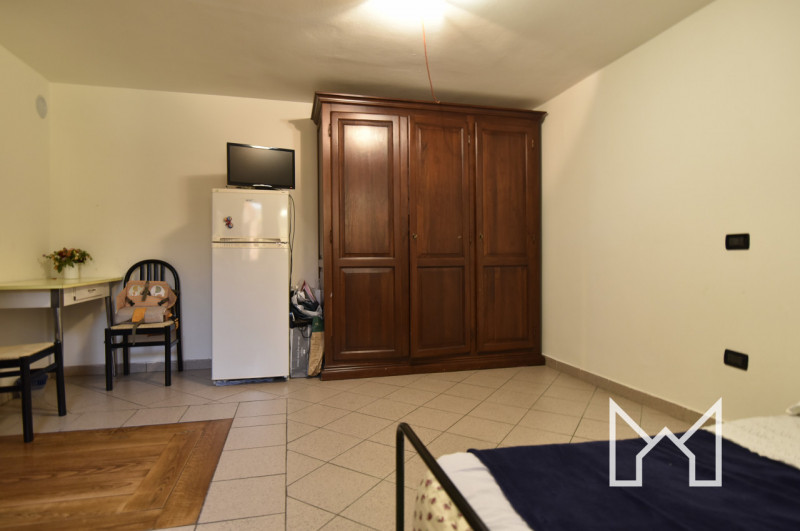 BASSANO DEL GRAPPA - In zona centro studi proponiamo abitazione indipendente disposta su due live...