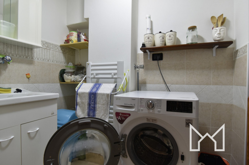 BASSANO DEL GRAPPA - In zona centro studi proponiamo abitazione indipendente disposta su due live...