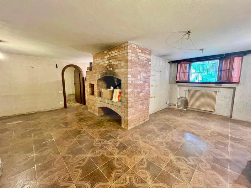 ABANO TERME – ZONA CENTRALE 

PORZIONE DI BIFAMILIARE CON 4 CAMERE 

In posizione tranquilla e co...