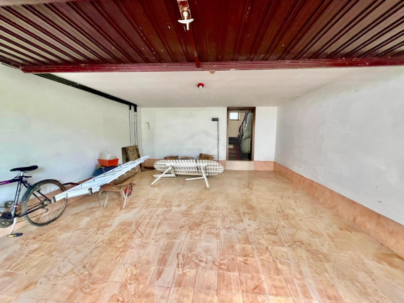 ABANO TERME – ZONA CENTRALE 

PORZIONE DI BIFAMILIARE CON 4 CAMERE 

In posizione tranquilla e co...