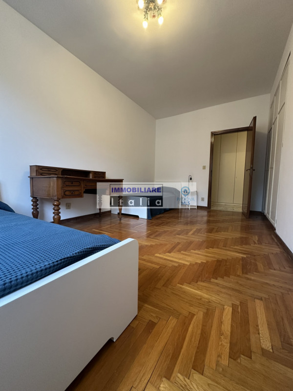 Annuncio dedicato alla locazione per STUDENTI UNIVERSITARI: Se state cercando un'abitazione spazi...