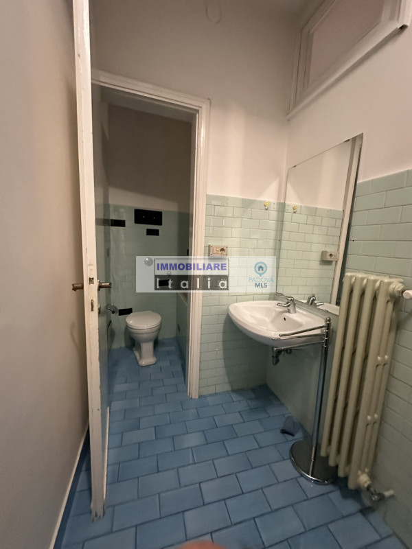 Annuncio dedicato alla locazione per STUDENTI UNIVERSITARI: Se state cercando un'abitazione spazi...