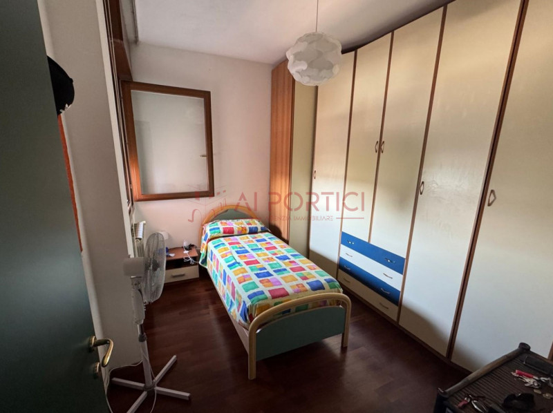 PIOVE DI SACCO centro - APPARTAMENTO arredato con una mansarda vivibile di 50 mq arredato situato...