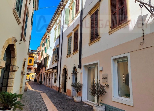 Peschiera del Garda Vendita Appartamento quadrilocale