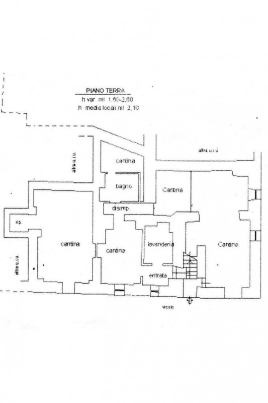 Imperia - Costiolo: A pochi km da Prelà dove troviamo i servizi principali, in vendita antica cas...