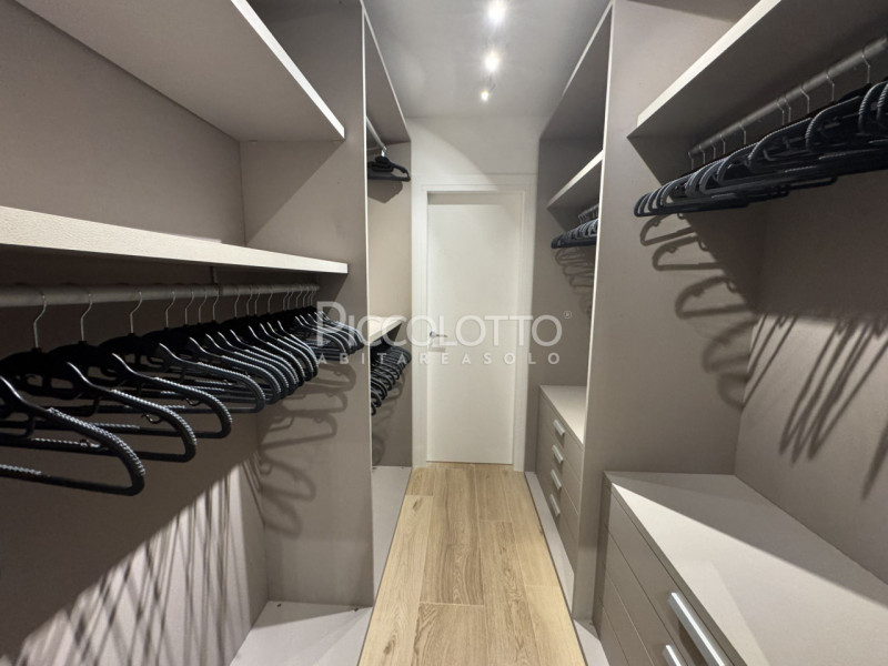 Rif. A5328 - Asolo, splendida abitazione indipendente, recentemente ristrutturata, disponibile in...