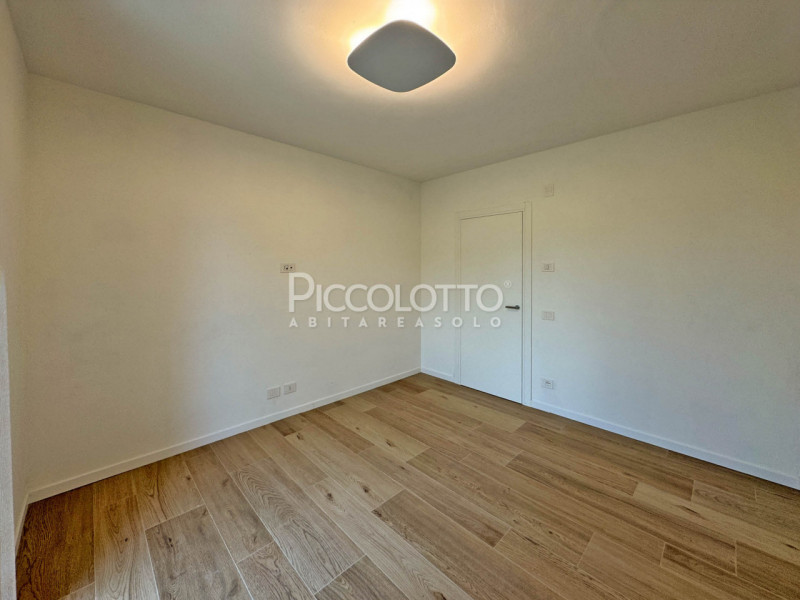 Rif. A5328 - Asolo, splendida abitazione indipendente, recentemente ristrutturata, disponibile in...