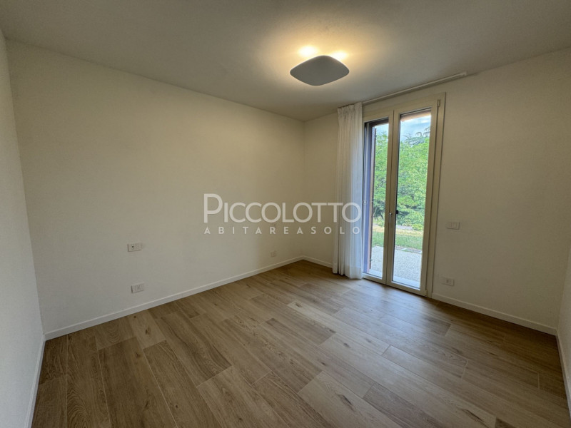 Rif. A5328 - Asolo, splendida abitazione indipendente, recentemente ristrutturata, disponibile in...