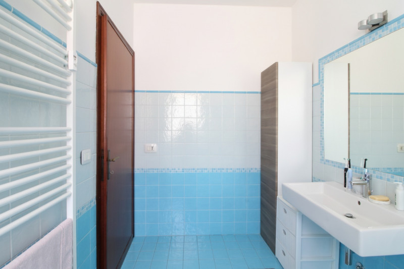 MONSELICE: proponiamo in vendita un luminoso e spazioso appartamento quadrilocale di ben 140 mq s...