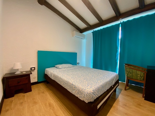 Cerchi indipendenza ma anche vita di comunità?
Le nostre camere singole offrono privacy e comfort...