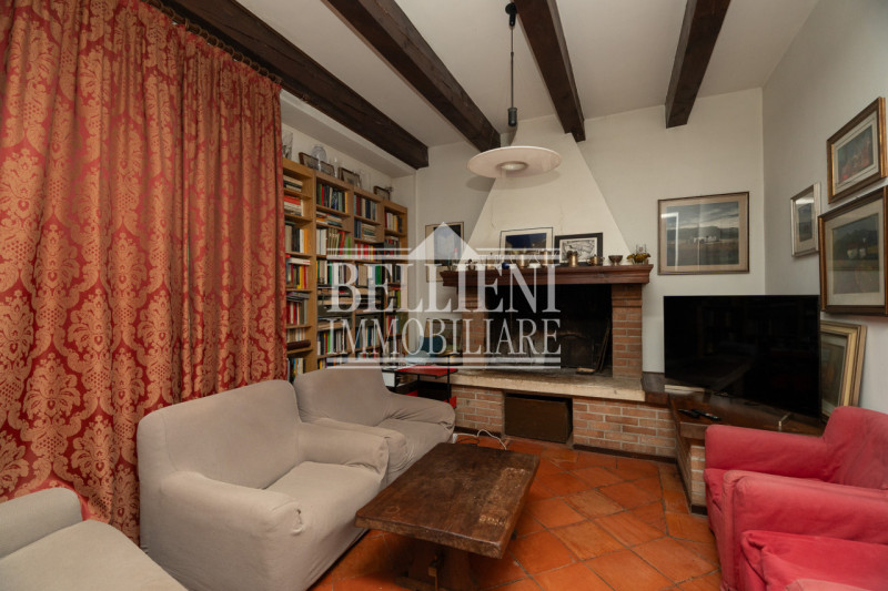 ANCONETTA- Proponiamo in vendita esclusiva villa singola di ampia metratura (circa 250 mq) costru...