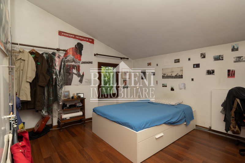 ANCONETTA- Proponiamo in vendita esclusiva villa singola di ampia metratura (circa 250 mq) costru...