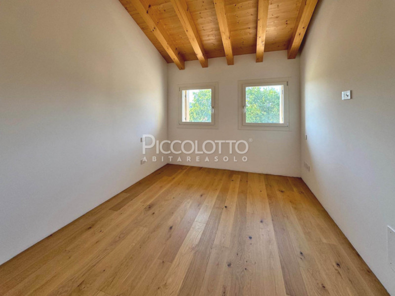 Rif. A5100 - Cavaso del Tomba, nuova villetta bifamiliare ubicata in zona tranquilla a pochi minu...