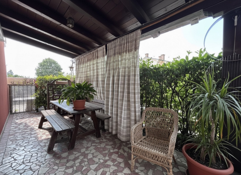 LIMENA Taggì di Sopra In zona tranquilla e comoda ai principali servizi, proponiamo porzione di q...