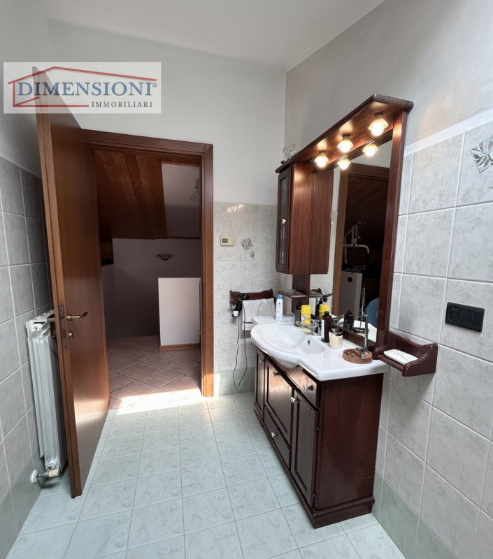 LIMENA In zona tranquilla e comoda ai principali servizi, proponiamo porzione di Quadrifamiliare ...