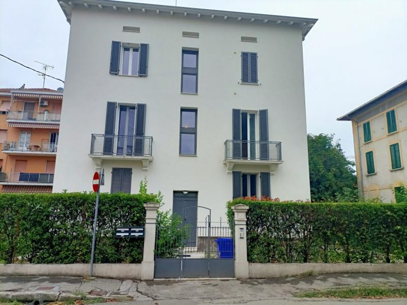 Parma Affitto Appartamento quadrilocale