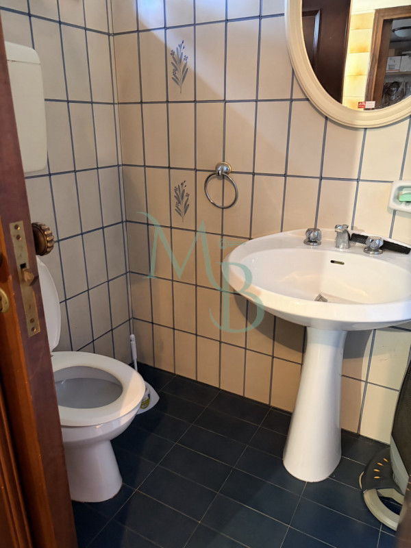 VIGONZA, PERAGA - Immobiliare MB è lieta di presentare questa villa singola su piani sfalsati, in...