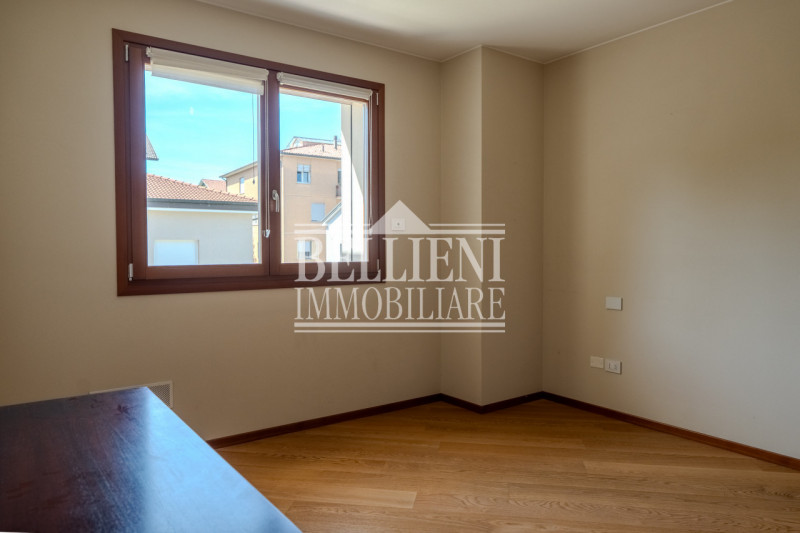 BORGO CASALE- In zona interna e tranquilla a cinque minuti a piedi dal centro storico di Vicenza,...