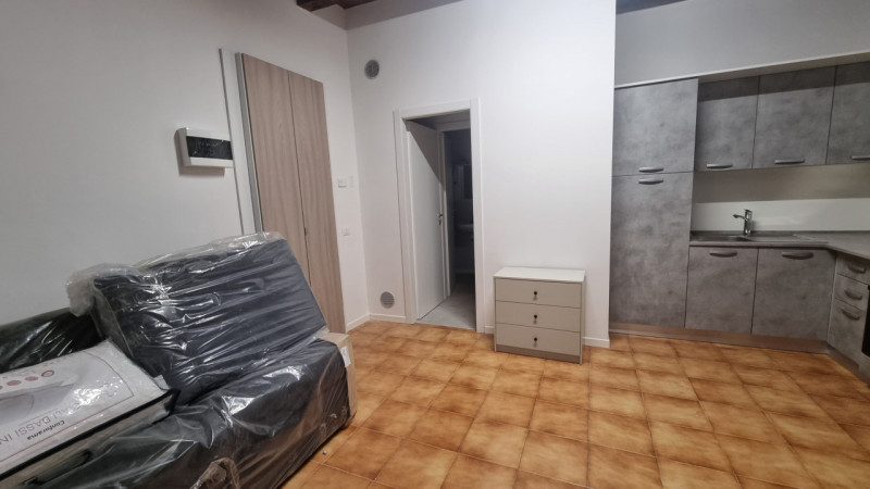 Monolocale al piano terra completamente ristrutturato 3 anni fa --- annuncio pubblicato con GESTI...