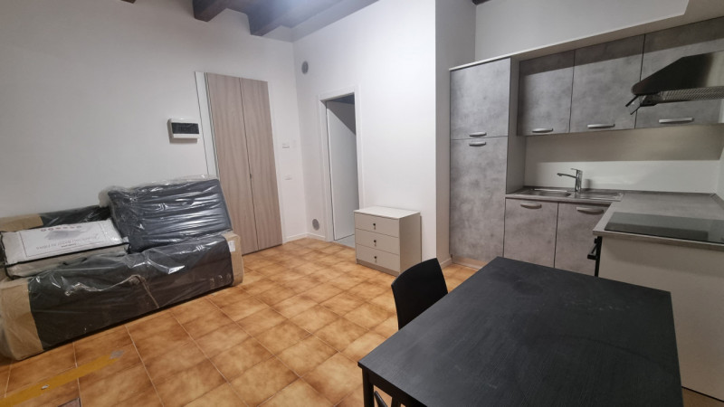 Monolocale al piano terra completamente ristrutturato 3 anni fa --- annuncio pubblicato con GESTI...