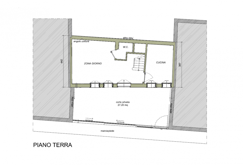 TERRACIELO INDIPENDENTE CON CORTE PRIVATA E POSTO AUTO - RISTRUTTURATO RECENTEMENTE

OTTIMO SIA P...