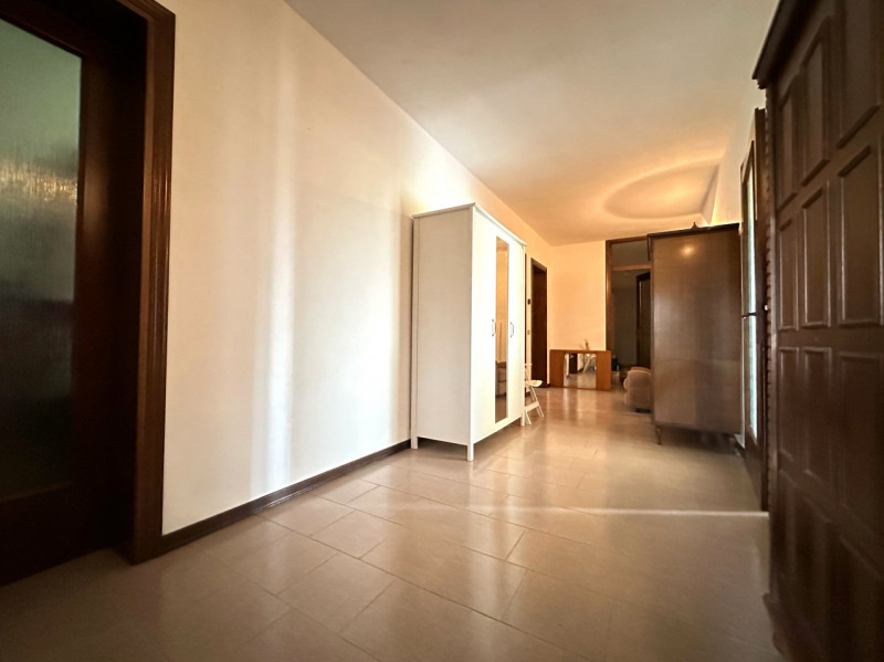 UBICAZIONE E CONTESTO

Nel comune di Torri di Quartesolo, in posizione strategica e allo stesso t...