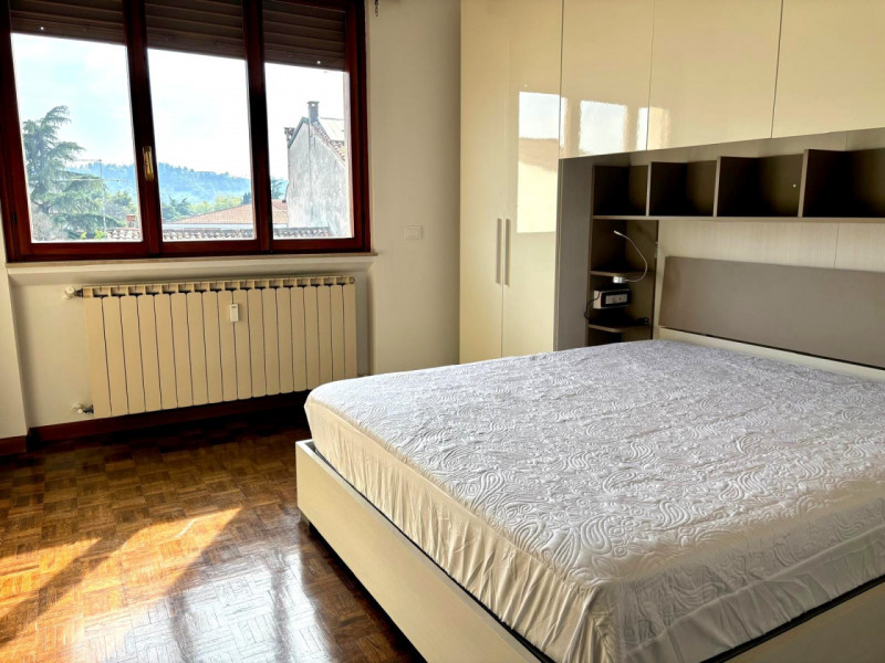 UBICAZIONE E CONTESTO
L’immobile è situato in una posizione strategica, nelle immediate vicinanze...