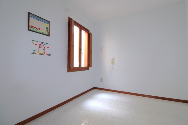 UBICAZIONE E CONTESTO

Nel cuore del centro storico di Vicenza, in una delle zone più ricercate e...