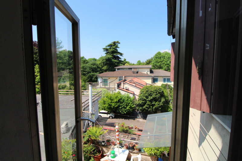 UBICAZIONE E CONTESTO

Nel cuore del centro storico di Vicenza, in una delle zone più ricercate e...