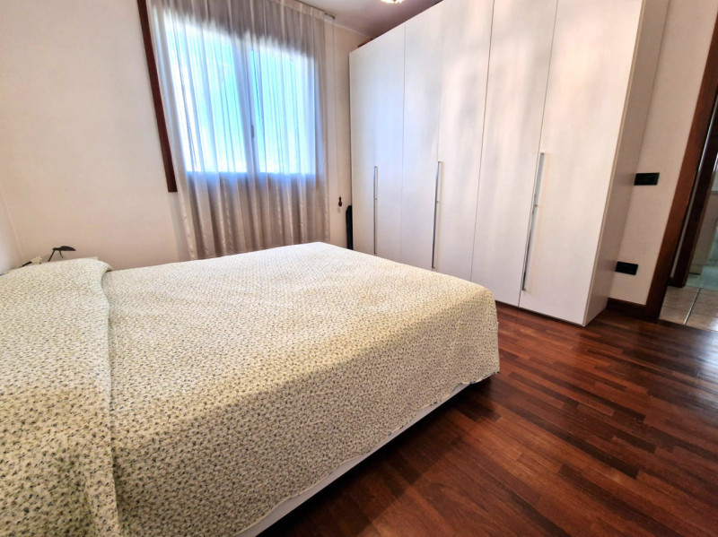 UBICAZIONE E CONTESTO

Nel comune di Torri di Quartesolo, in un contesto residenziale tranquillo ...