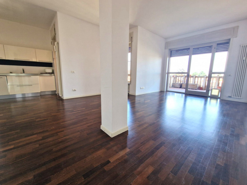 UBICAZIONE E CONTESTO

Nel quartiere San Marco, una delle zone residenziali più apprezzate e rich...