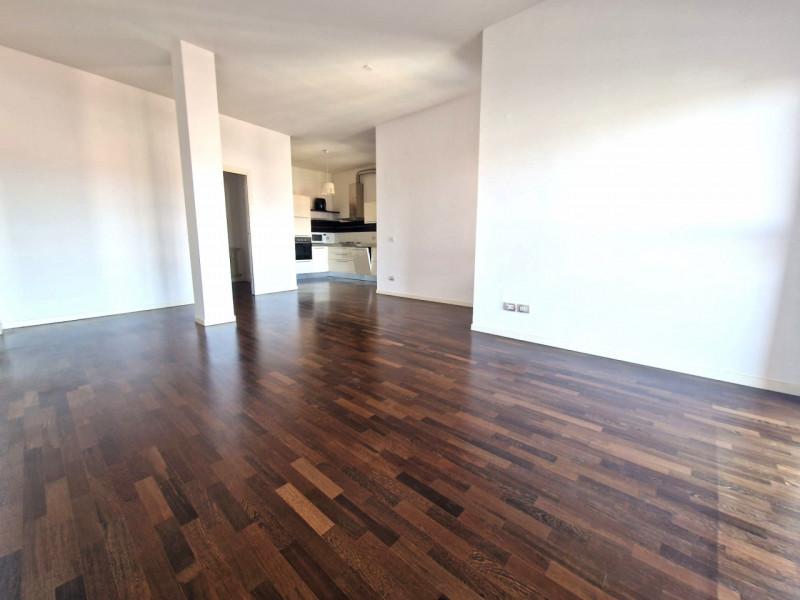 UBICAZIONE E CONTESTO

Nel quartiere San Marco, una delle zone residenziali più apprezzate e rich...