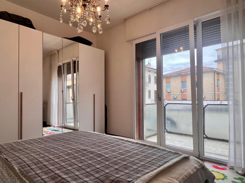 UBICAZIONE E CONTESTO

In una zona comoda e ben servita di Vicenza, proponiamo un appartamento si...