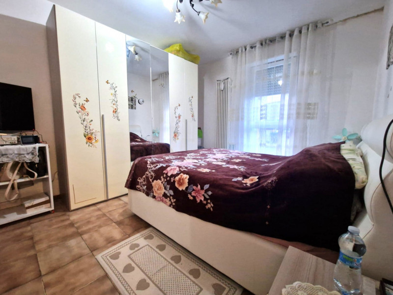 UBICAZIONE E CONTESTO

Nel comune di Longare, in posizione tranquilla e ben collegata ai principa...