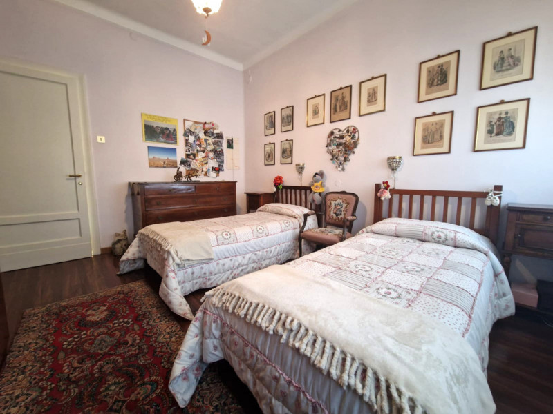 UBICAZIONE E CONTESTO

Nel cuore del centro storico di Vicenza, in una delle zone più ambite e co...