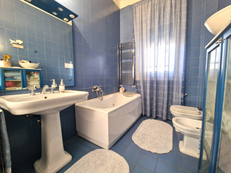 UBICAZIONE E CONTESTO

Nel cuore del centro storico di Vicenza, in una delle zone più ambite e co...