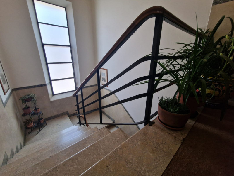 UBICAZIONE E CONTESTO

Nel cuore del centro storico di Vicenza, in una delle zone più ambite e co...