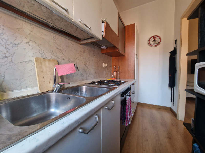 UBICAZIONE E CONTESTO

Nel cuore del centro storico di Vicenza, a pochi passi dalla prestigiosa B...