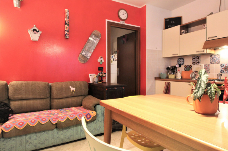 Proponiamo bilocale in centro storico sito al piano terra. L'immobile viene locato completamente ...