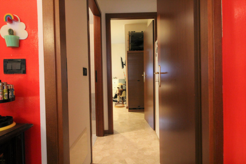 Proponiamo bilocale in centro storico sito al piano terra. L'immobile viene locato completamente ...