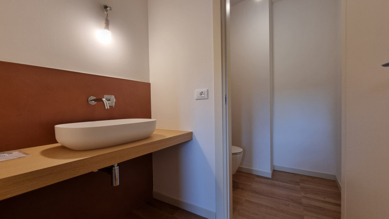 ATTICO CON TERRAZZA A TASCA - RISTRUTTURATO NEL 2024

UBICAZIONE E CONTESTO

Un'opportunità esclu...