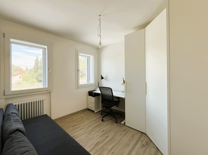 Splendida porzione di casa COMPLETAMENTE RISTRUTTURATA nel 2025 situata in un contesto verde e tr...