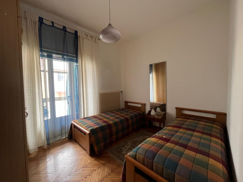 CROCEFISSO: Classe Energetica G - EPgl,nren 195,36 KWh/mq anno.
Casa singola di ampia metratura d...