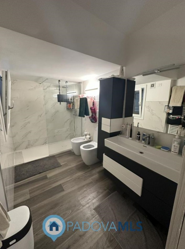 APPARTAMENTO IN BIFAMILIARE IN VENDITA ZONA SAN PAOLO- PADOVA

Immobile in esclusiva al Gruppo Pa...