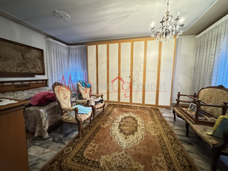 CASELLE DI SELVAZZANO - Casa singola composta da due piani fuori terra con al piano primo ingress...