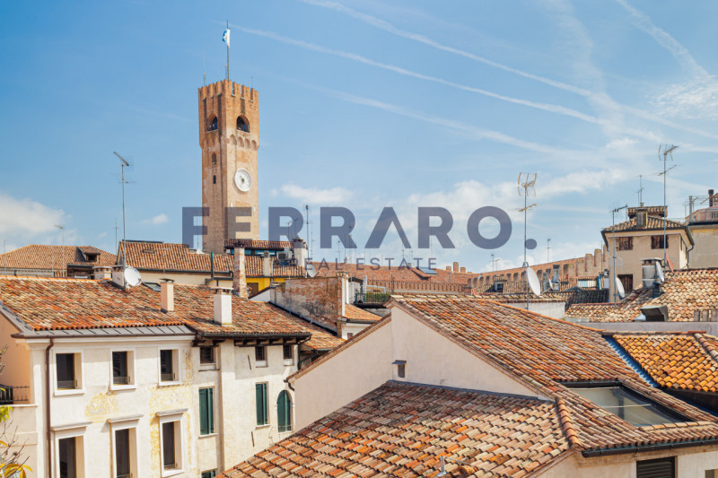 Treviso, Centro Storico. Codice AV45. Questo appartamento è ideale per chi vuole vivere il centro...