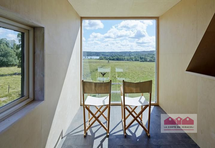 POZZOLO DI VILLAGA: BELLISSIMA VILLA MODERNA IN POSIZIONE COLLINARE, IMMERSA NELLA NATURA MA A BR...